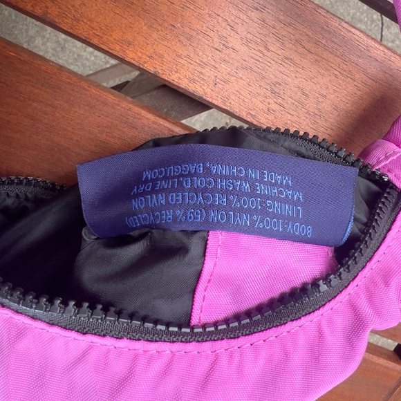 BAGGU Nylon Mini Shoulder Bag PINK - Picture 5 of 9